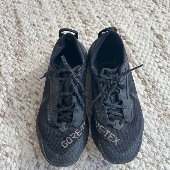 Nike Pegasus Black Trail 3 GORE-TEX Women's Waterproof Trail Running Shoes - Picture 3 of 5